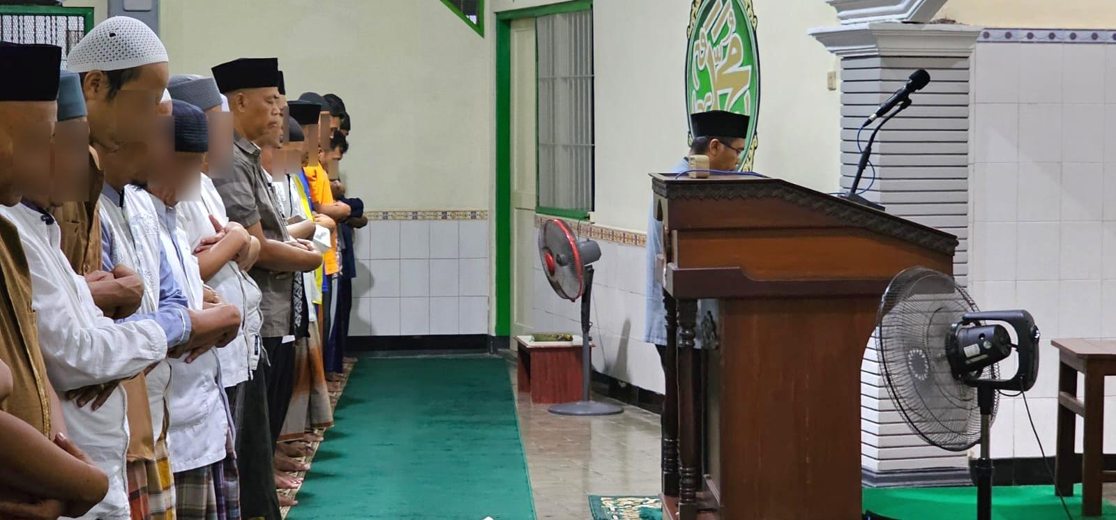 Taraweh Perdana 2025